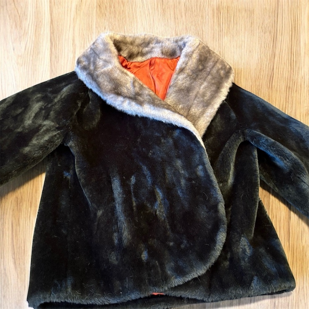 Vintage Borgana Faux Fur Cape - Black and Tan